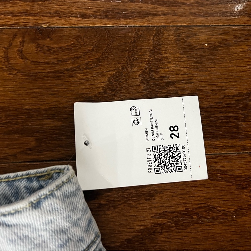Forever 21 Light Blue Flare Jeans - Picture 4 of 8